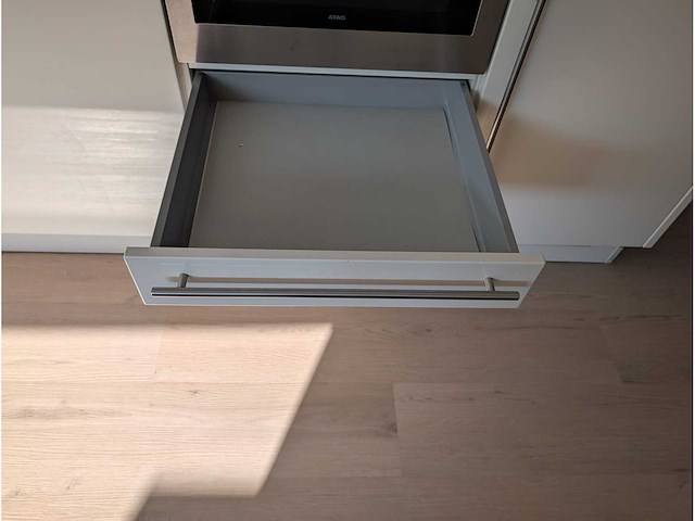 Keuken met apparatuur - afbeelding 6 van  23