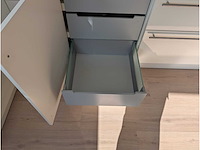 Keuken met apparatuur - afbeelding 14 van  23