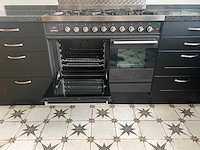 Keuken met apparatuur - afbeelding 2 van  26