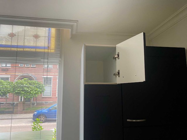 Keuken met apparatuur - afbeelding 6 van  26