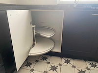 Keuken met apparatuur - afbeelding 8 van  26