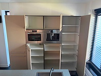 Keuken met apparatuur - afbeelding 1 van  5