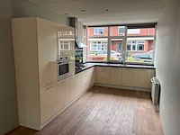 Keuken met apparatuur