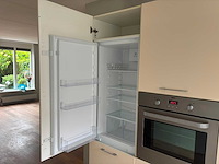 Keuken met apparatuur - afbeelding 12 van  23