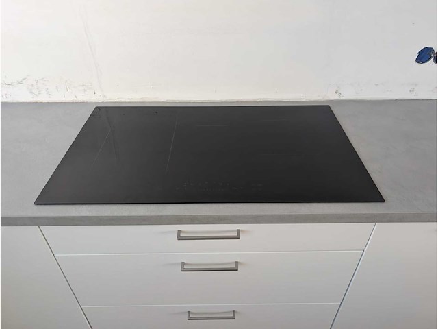 Keuken met apparatuur - afbeelding 18 van  21