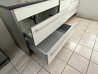 Keuken met apparatuur - afbeelding 3 van  35