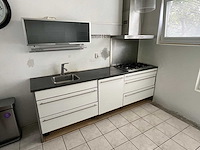Keuken met apparatuur - afbeelding 23 van  35