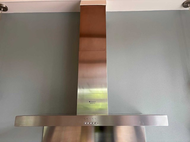 Keuken met apparatuur - afbeelding 8 van  25