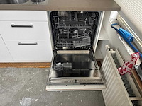 Keuken met apparatuur - afbeelding 11 van  22