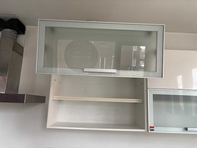 Keuken met apparatuur - afbeelding 15 van  22
