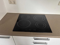 Keuken met apparatuur - afbeelding 22 van  22