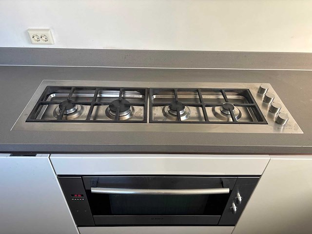 Keuken met apparatuur - afbeelding 5 van  28