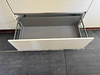 Keuken met apparatuur - afbeelding 11 van  28