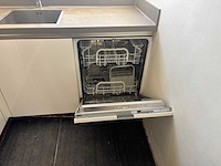 Keuken met apparatuur - afbeelding 17 van  28