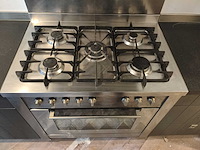 Keuken met apparatuur - afbeelding 4 van  21