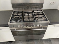 Keuken met apparatuur - afbeelding 11 van  16