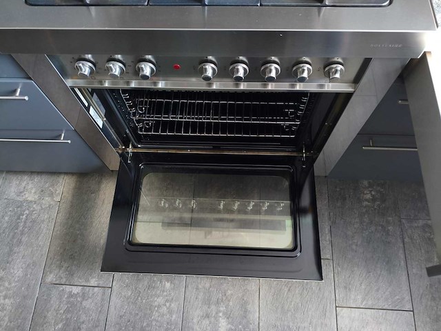 Keuken met apparatuur - afbeelding 18 van  19