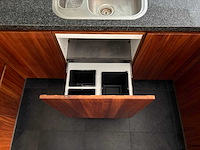 Keuken met apparatuur - afbeelding 35 van  46