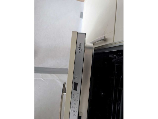 Keuken met ariston / whirlpool apparatuur - afbeelding 8 van  22