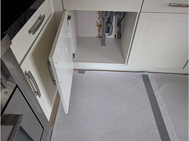 Keuken met ariston / whirlpool apparatuur - afbeelding 9 van  22