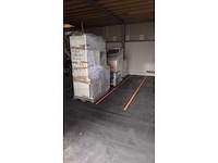 Keuken met ariston / whirlpool apparatuur - afbeelding 15 van  22