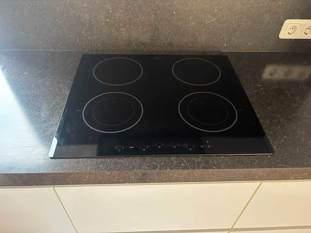 Keuken met atag apparatuur - afbeelding 14 van  36