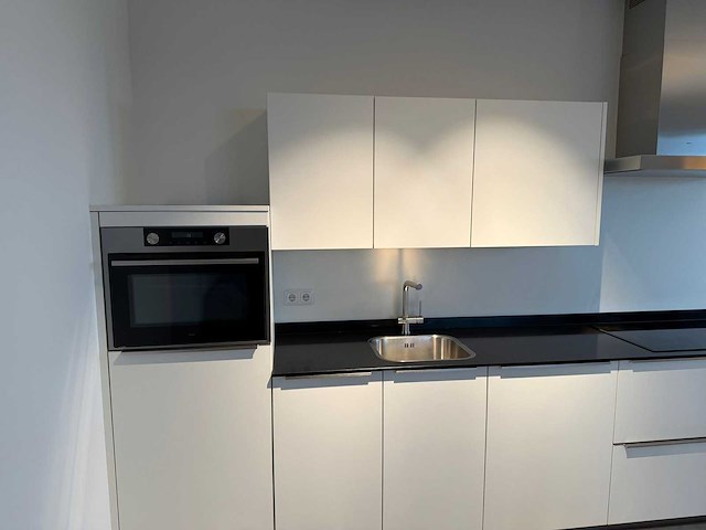 Keuken met atag apparatuur - afbeelding 1 van  13