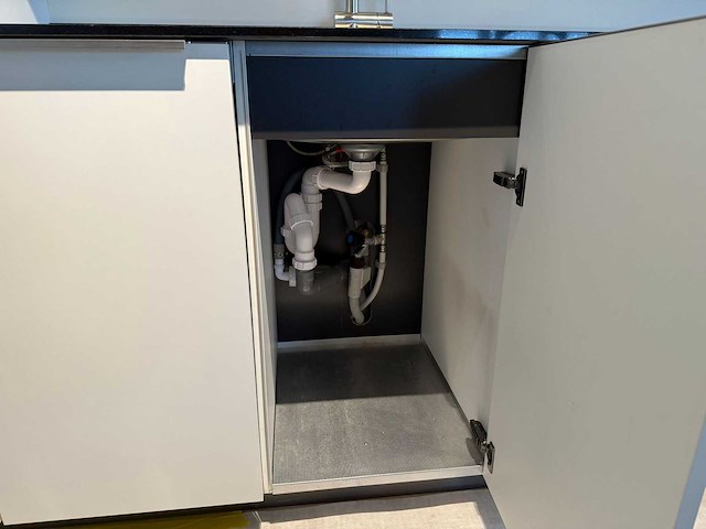 Keuken met atag apparatuur - afbeelding 8 van  13