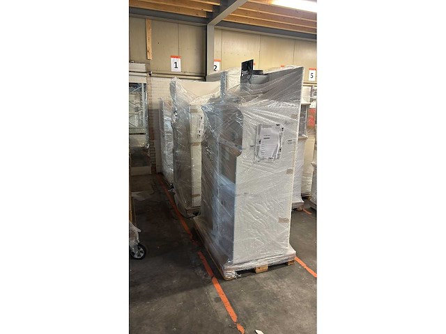 Keuken met atag apparatuur - afbeelding 15 van  22