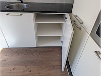 Keuken met atag / bosch apparatuur - afbeelding 1 van  6