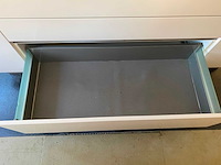 Keuken met atag / bosch apparatuur - afbeelding 2 van  30