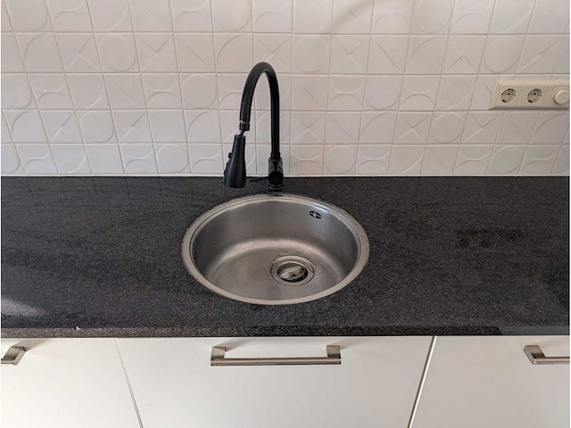 Keuken met atag / bosch apparatuur - afbeelding 6 van  28