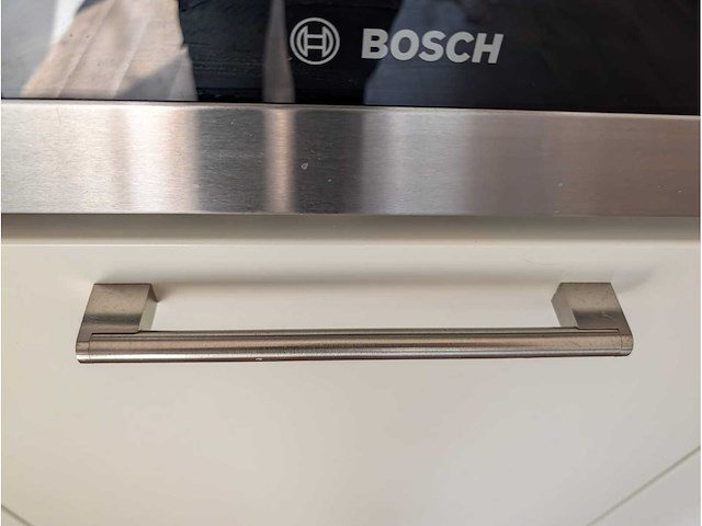 Keuken met atag / bosch apparatuur - afbeelding 13 van  28