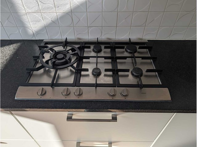 Keuken met atag / bosch apparatuur - afbeelding 22 van  28