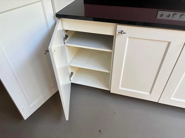 Keuken met atag / miele apparatuur - afbeelding 14 van  35