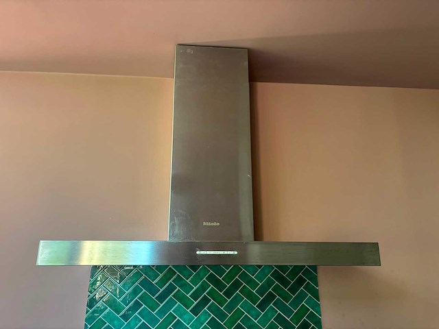 Keuken met atag / miele apparatuur - afbeelding 32 van  35