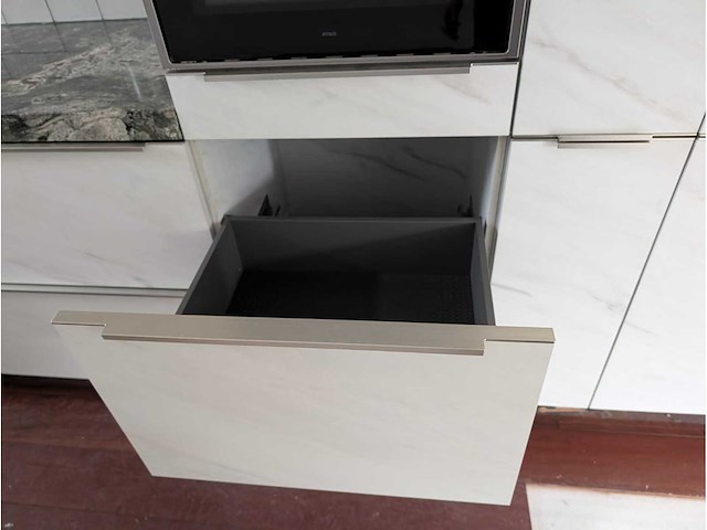 Keuken met atag / miele apparatuur - afbeelding 18 van  39