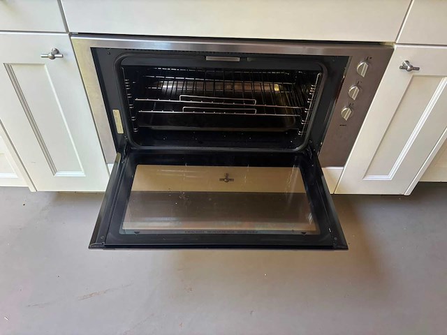 Keuken met atag / miele apparatuur - afbeelding 34 van  35