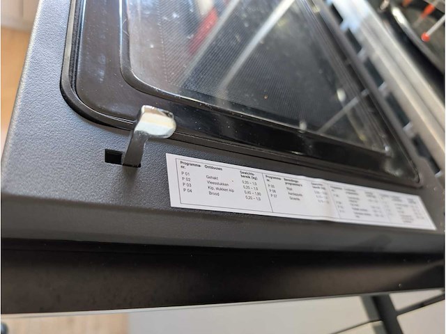 Keuken met atag/bosch/siemens apparatuur - afbeelding 3 van  18