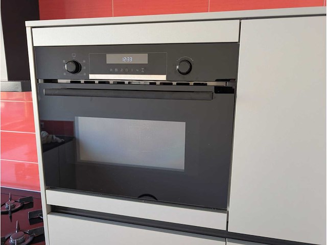 Keuken met atag/bosch/siemens apparatuur - afbeelding 9 van  18