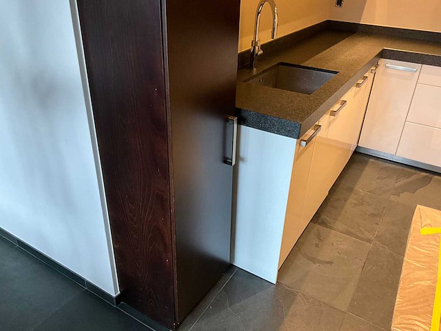 Keuken met atag/siemens apparatuur - afbeelding 26 van  28