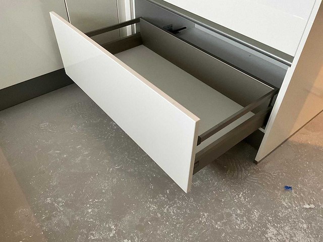 Keuken met bauknecht apparatuur - afbeelding 19 van  22