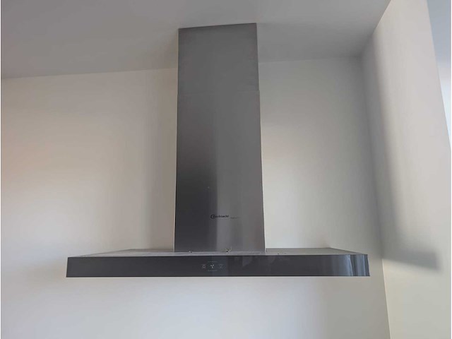 Keuken met bauknecht apparatuur - afbeelding 3 van  19