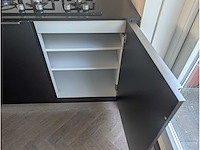Keuken met bauknecht apparatuur - afbeelding 14 van  19