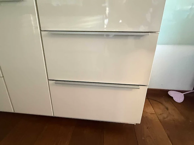 Keuken met bauknecht apparatuur - afbeelding 25 van  53