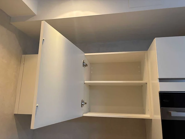 Keuken met bauknecht apparatuur - afbeelding 11 van  19
