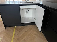 Keuken met bauknecht apparatuur - afbeelding 3 van  24