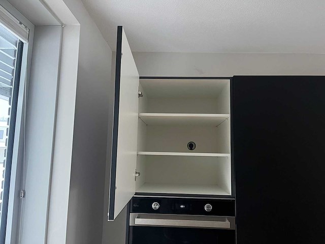 Keuken met bauknecht apparatuur - afbeelding 13 van  24