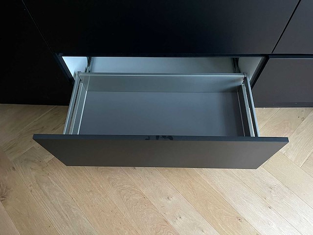 Keuken met bauknecht apparatuur - afbeelding 16 van  24