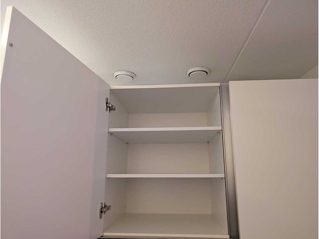 Keuken met bauknecht apparatuur - afbeelding 9 van  32